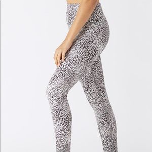 🆕 Glyder Power Leopard Legging